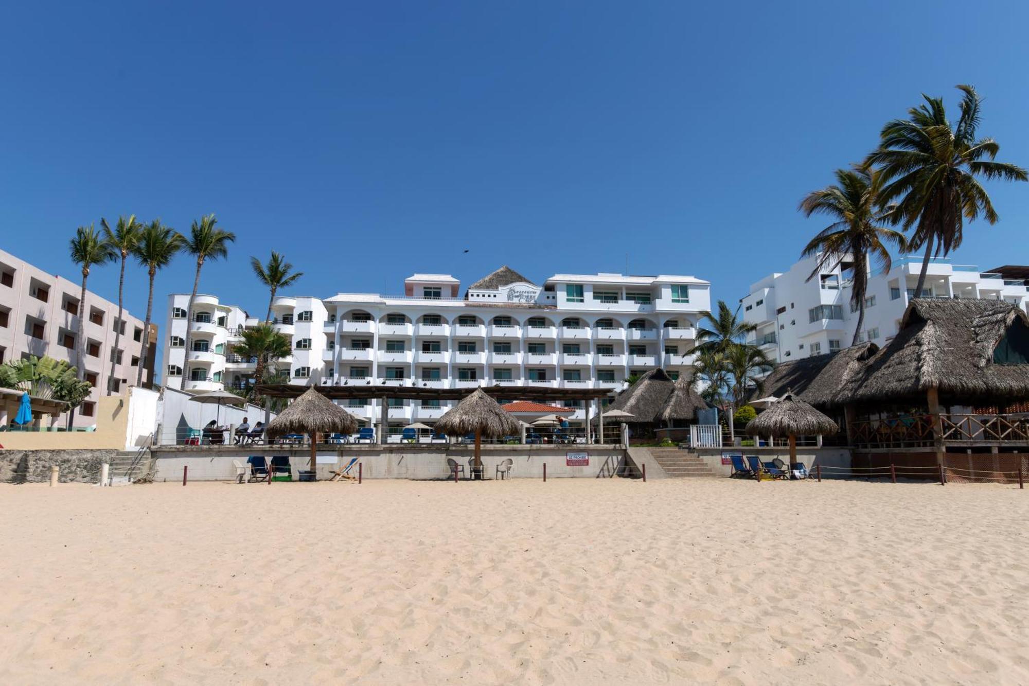 רינקון דה גוויאביטוס Torreblanca Beach Hotel And Suites Guayabitos - Desayuno Y Comida Incluido מראה חיצוני תמונה