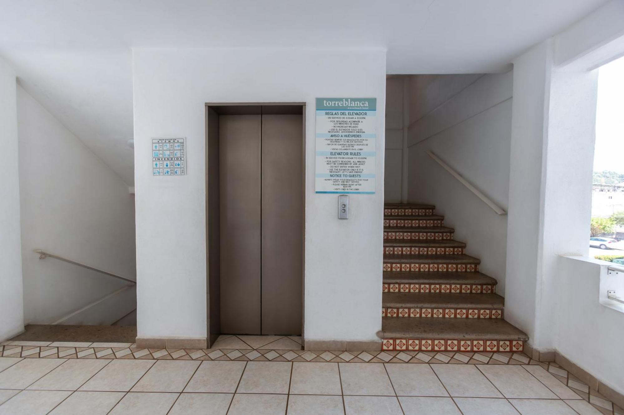 רינקון דה גוויאביטוס Torreblanca Beach Hotel And Suites Guayabitos - Desayuno Y Comida Incluido מראה חיצוני תמונה